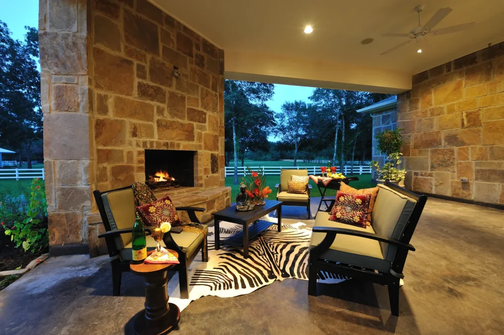 poolhouse925 2048x1363